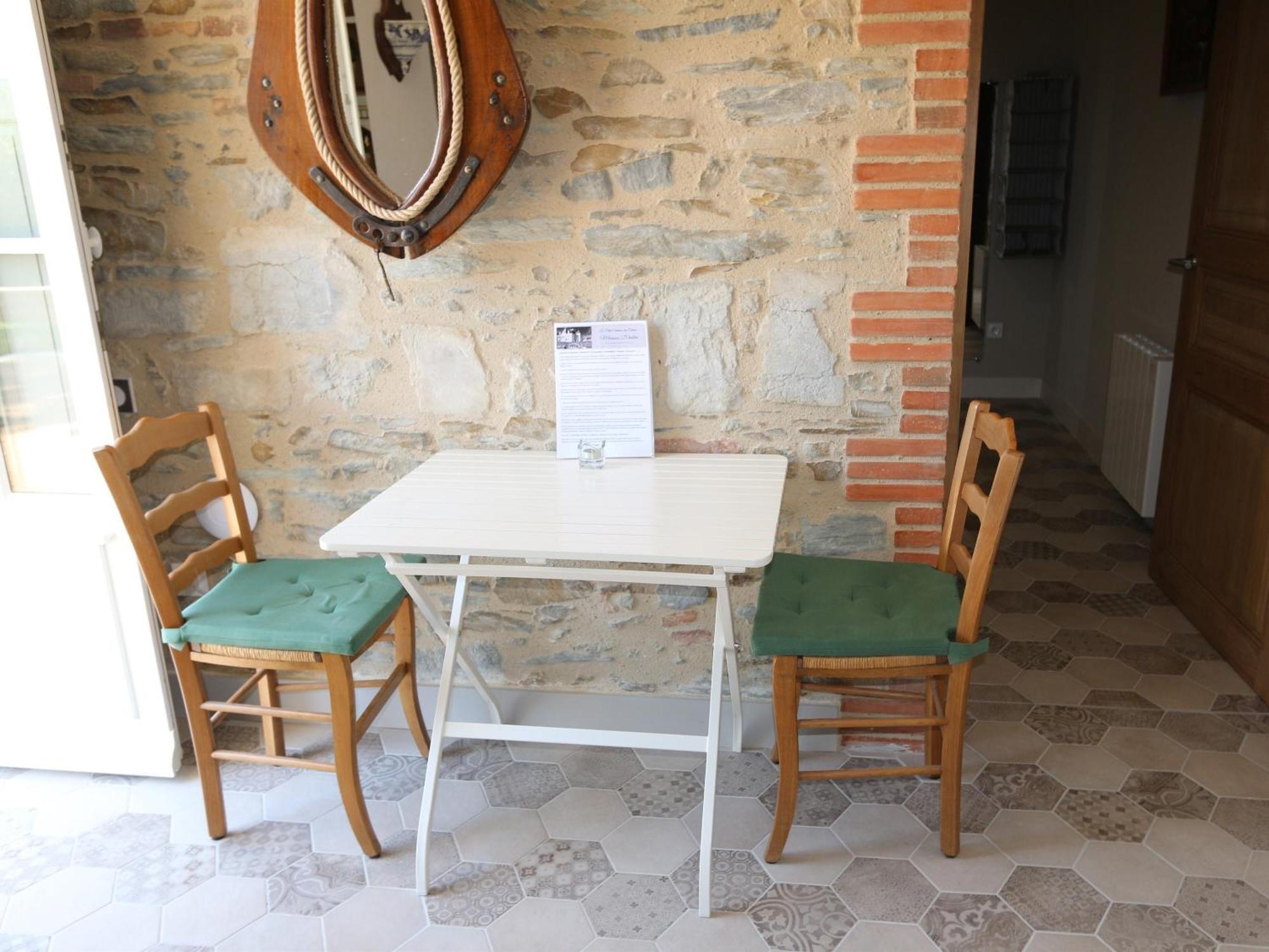 فيلا Mouchampsفي Gite L'Orangerie الغرفة الصورة